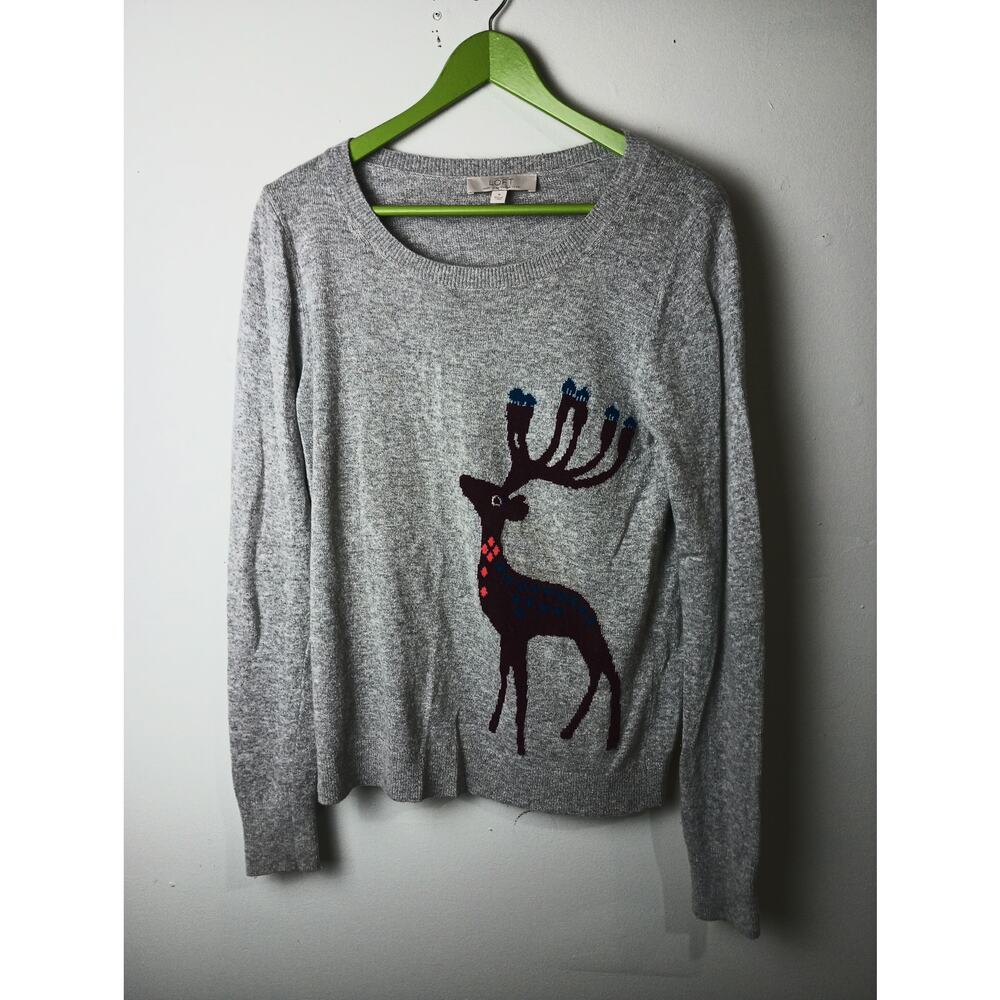Women's Loft Deer Sweater Size Medium Wool‎ Gray Long sleeve Pull Over Cozy